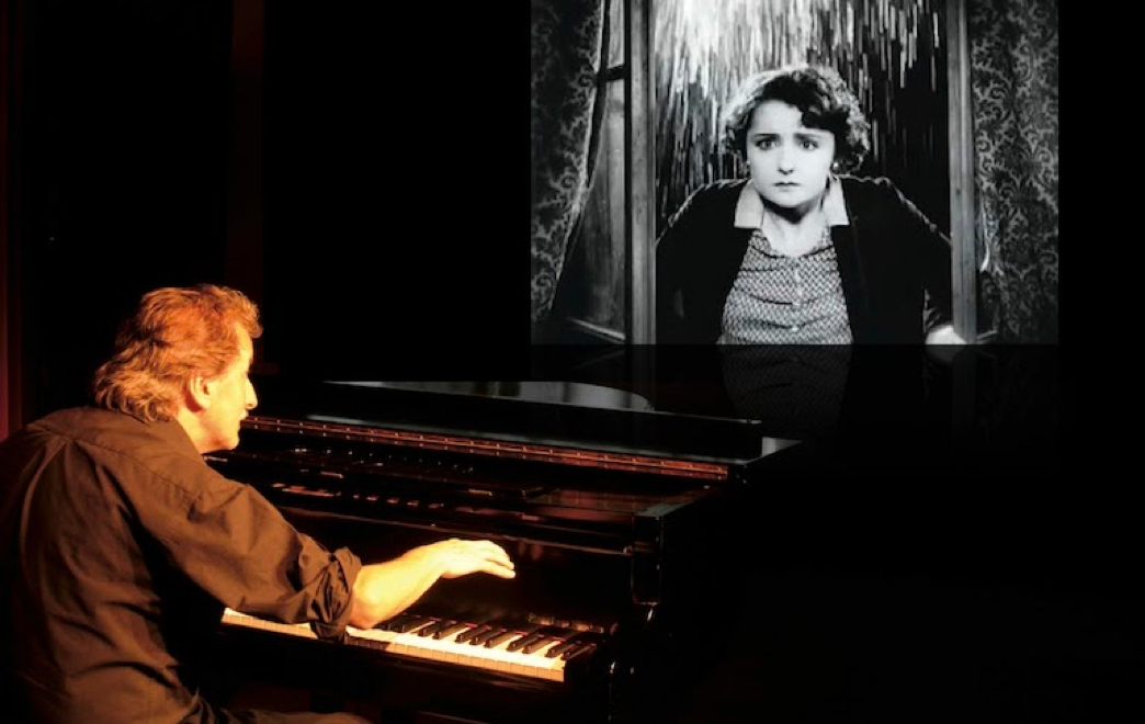 Gerhard Gruber pianista de cine mudo