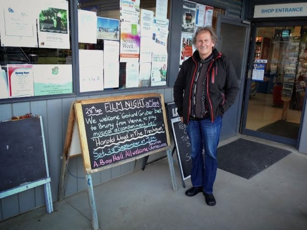 Stummfilmpiansit Gerhard Gruber auf Bruny Island, Tasmanien Australien